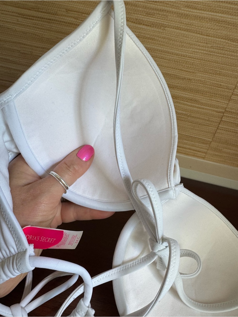 Victoria’s Secret bikini top - Picture 2 of 5